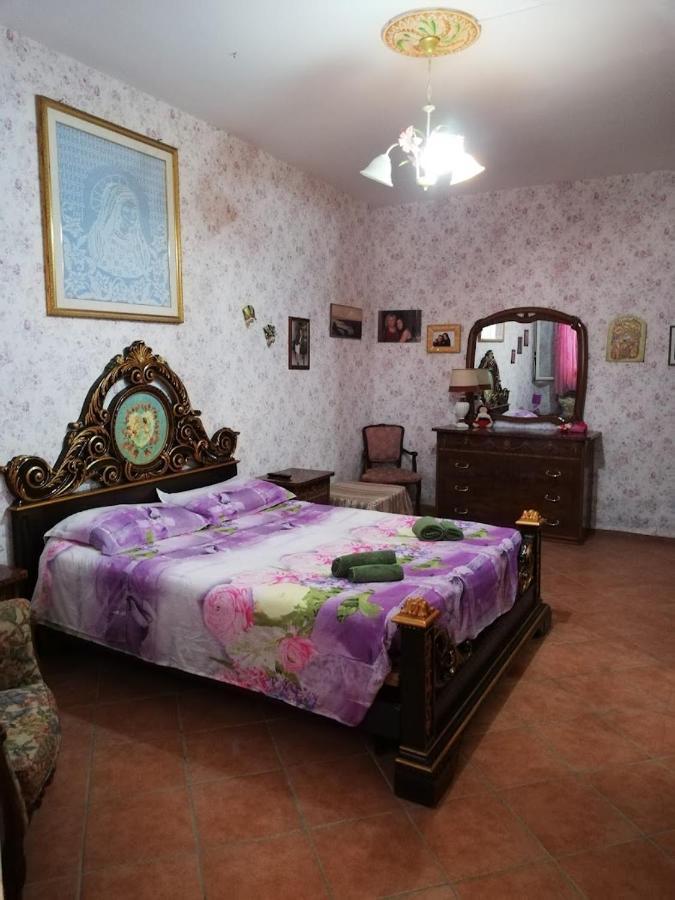 La Casa In Campagna Di Ottavia Alezio Dış mekan fotoğraf