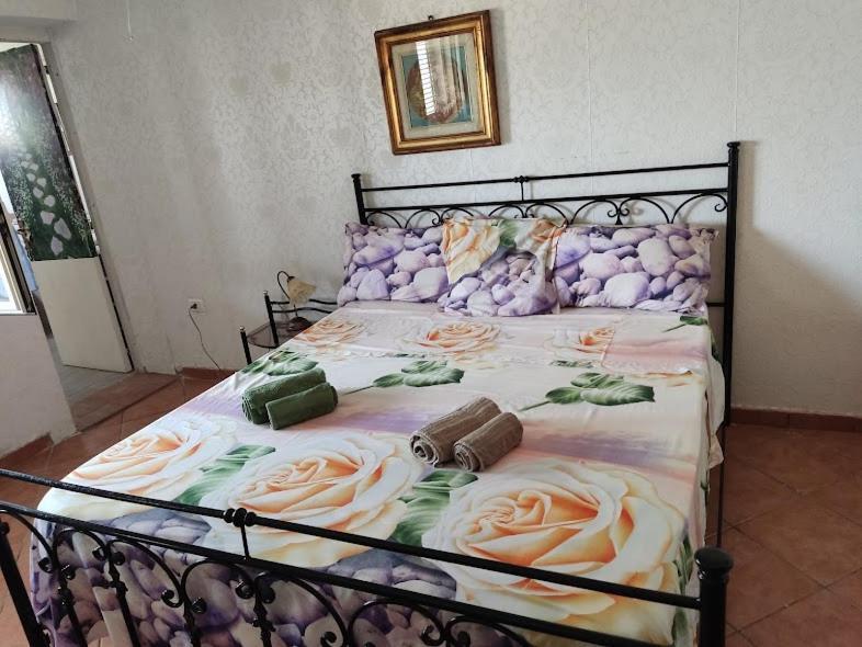 La Casa In Campagna Di Ottavia Alezio Dış mekan fotoğraf